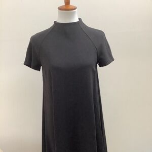 Kortas Designer Short Sleeve Black Dress size 38 NWT